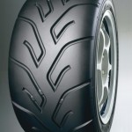 Gomme semislick omologate per il cinquino 